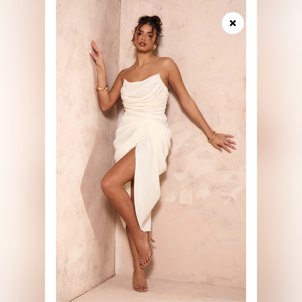 🎀Pretty Little Thing Draped Cream dress🎀